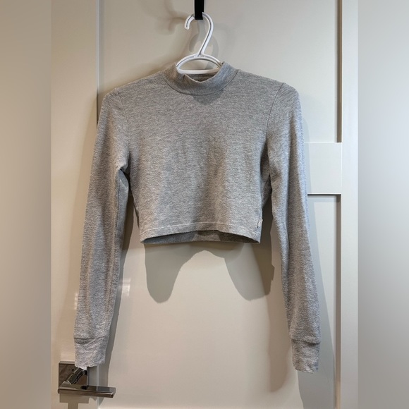 TNA cozy grey cropped long sleeve - Picture 1 of 1